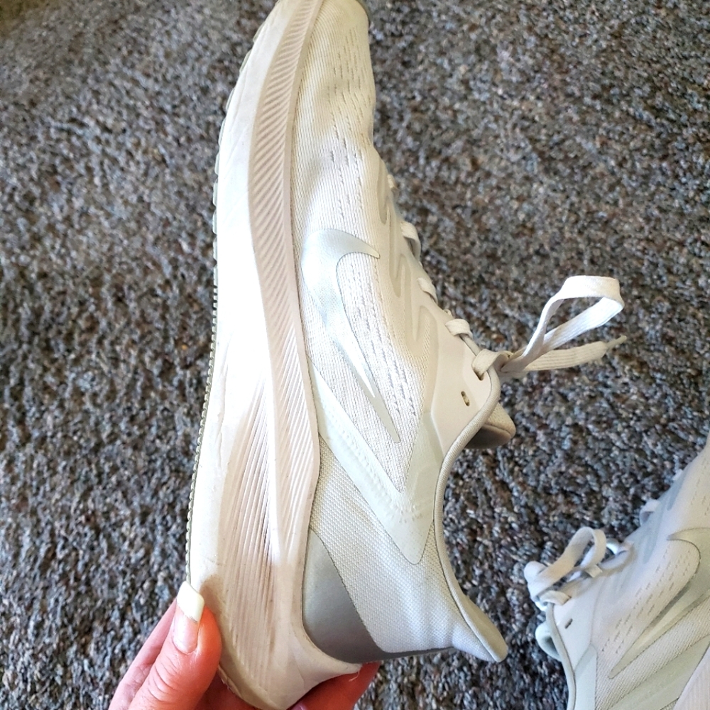 Nike Air Zoom Sneakers